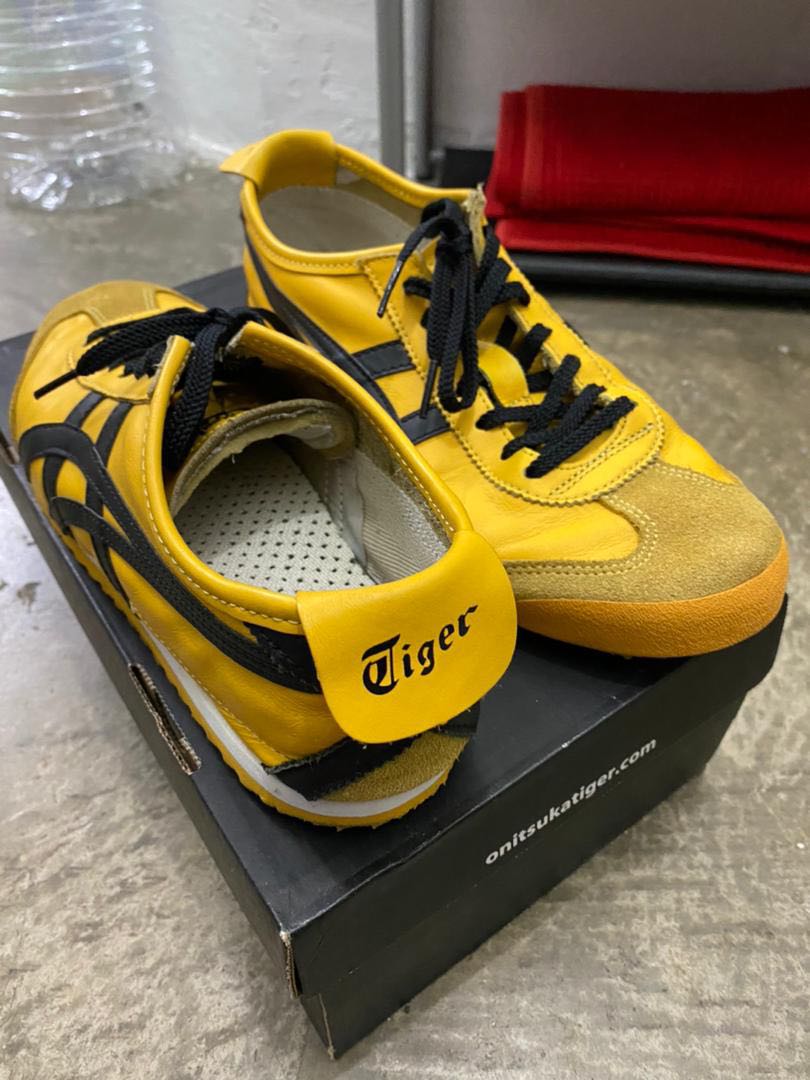 tiger shoes yellow