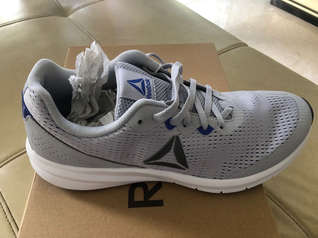 reebok shoes. brand new never use