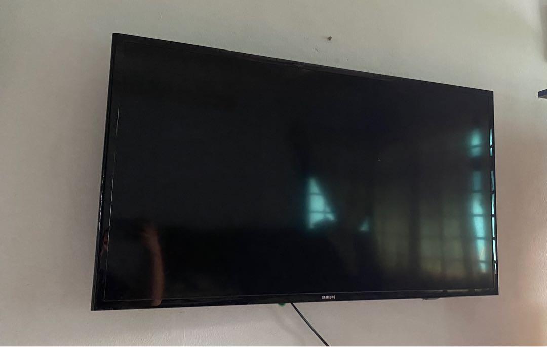 Samsung 36 Inch Smart Tv TV Home Appliances TV Entertainment TV 