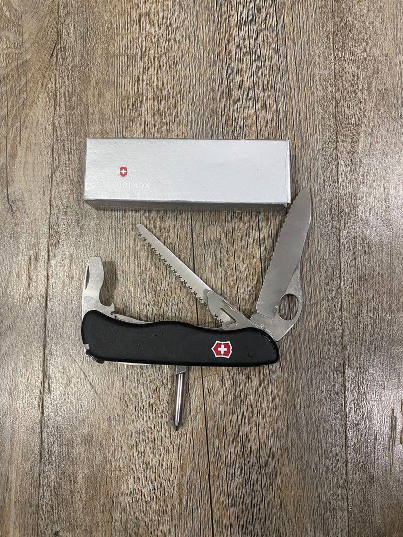 SOG SAF ARMY NEW SWISS ARMY KNIFE BNIB BY VICTORINOX Hobbies
