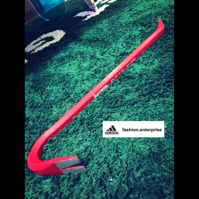 Supreme top crowbar price