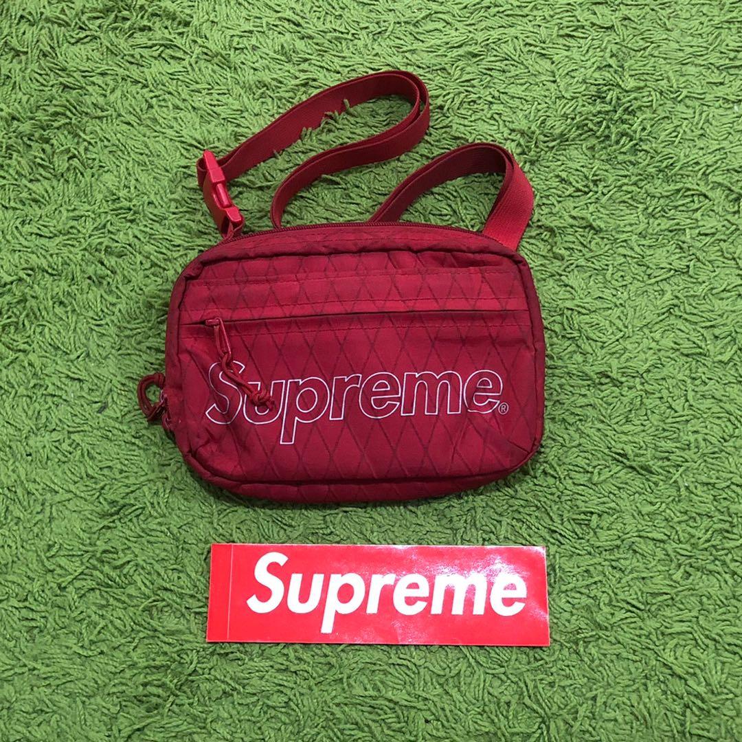 Supreme shoulder bag fw18 sling bag, Men's Fashion, Bags, Sling Bags on  Carousell