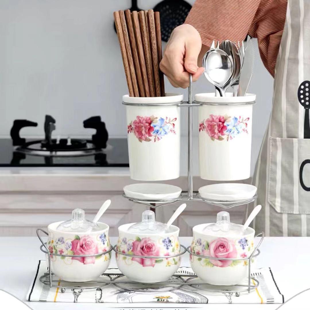 tableware set （分類：餐具和餐具）位於 Hong Kong。 由 magandaaqoh13 提交（商品編號 1063566434，圖片 2）。簡介： 。
