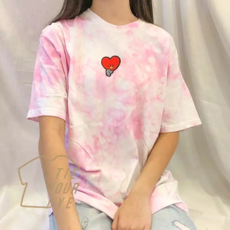 Tie dye T-shirt BT21 - BTS - KAOS LENGAN PENDEK, Fesyen Wanita, Pakaian Wanita, Atasan di Carousell