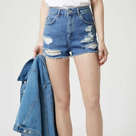 Topshop Mom Ripped Denim Shorts Women s Fashion Bottoms Jeans