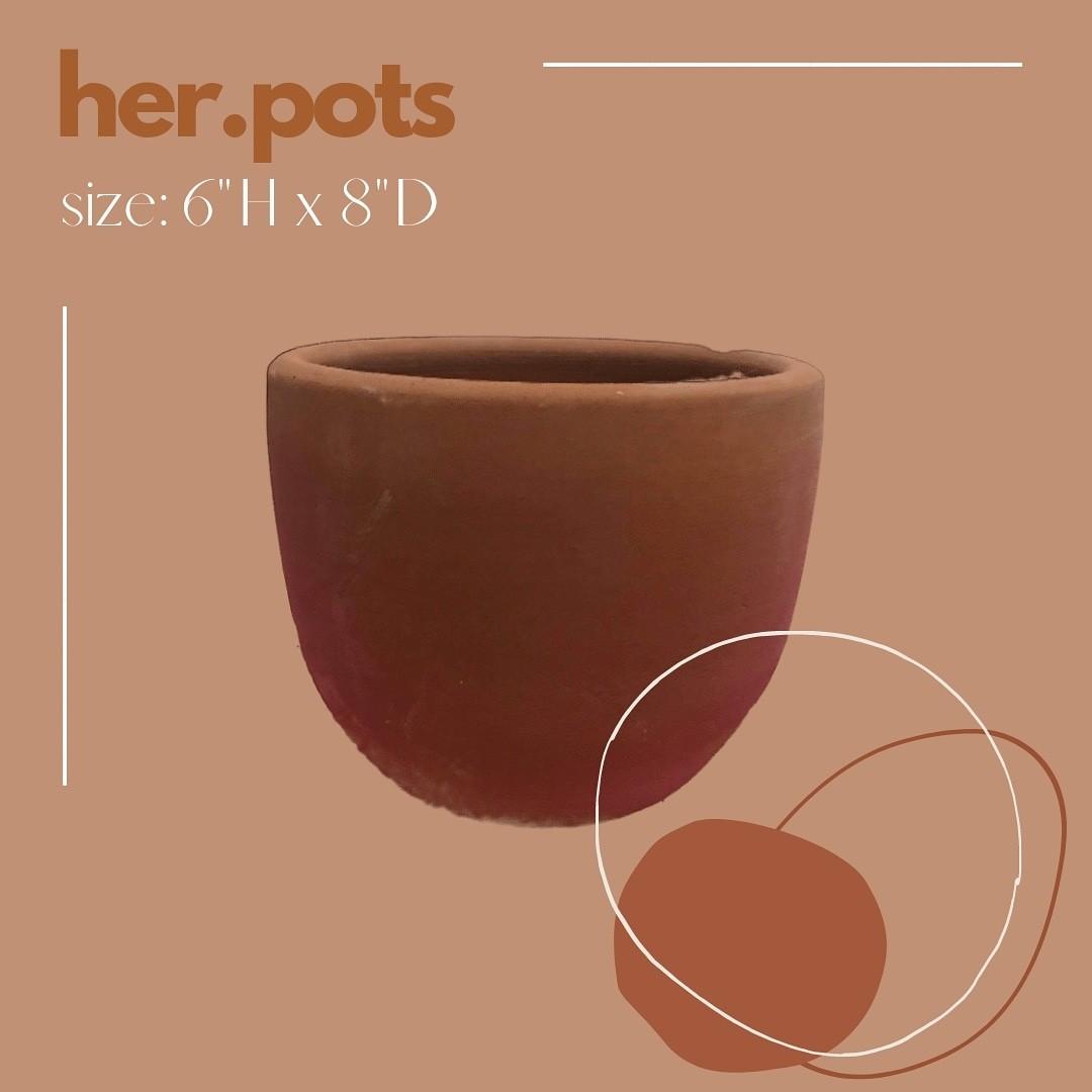 UNPAINTED CLAY POT (Category: Gardening Tools & Ornaments) located in Quezon City. Submitted by vipmnl (Listing ID 1063566479, Image 1). Description: HAND PAINTED AND UNPAINTED CLAY POTS AVAILABLE!.