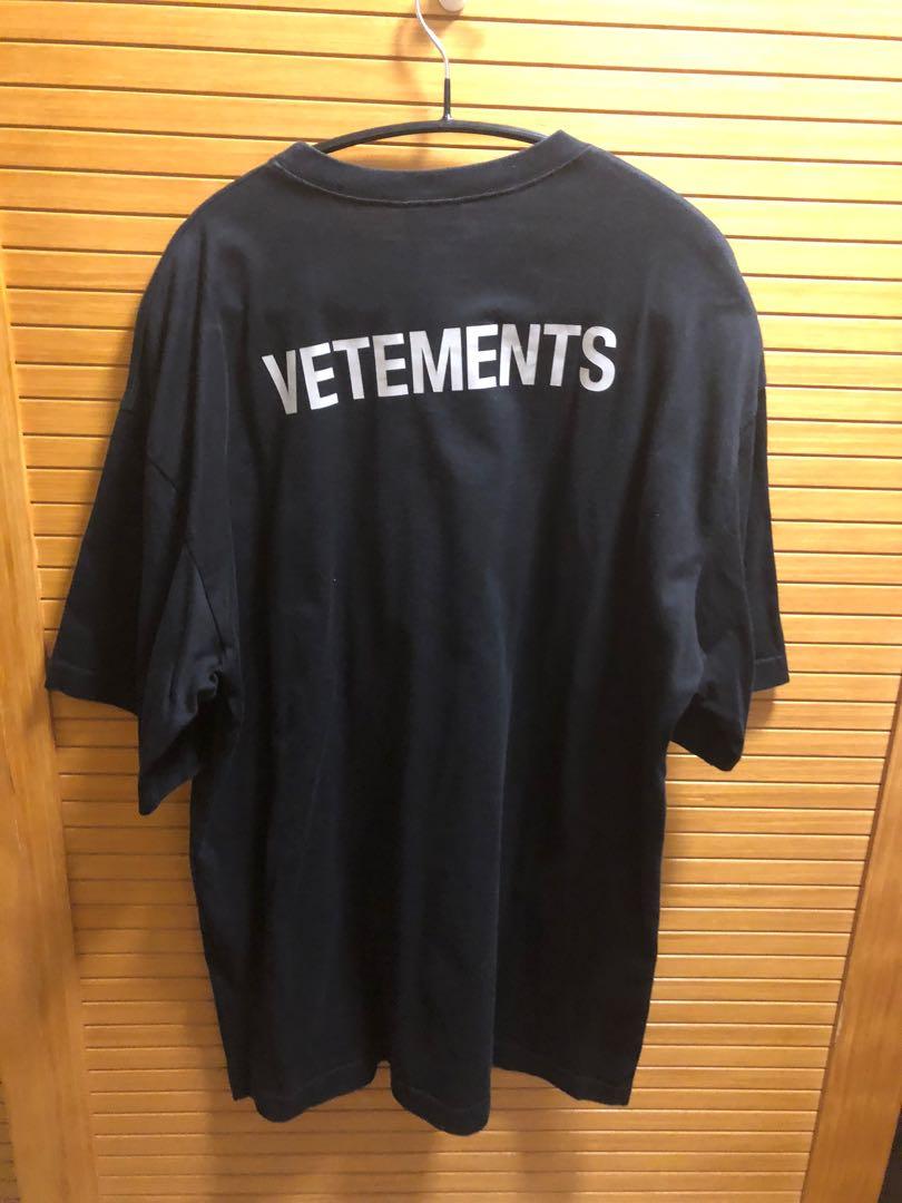 Vetement staff tee, 男裝, 上身及套裝, T-shirt、恤衫、有領衫- Carousell