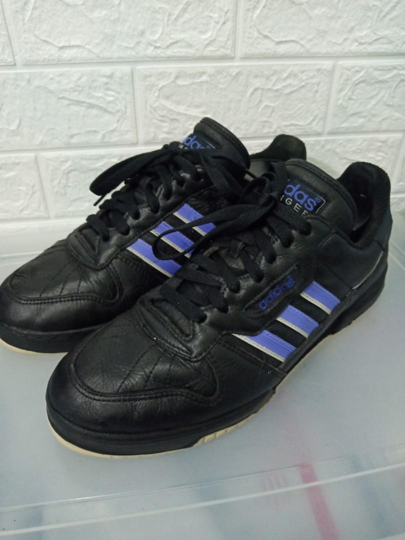 Adidas avenger 5 sales