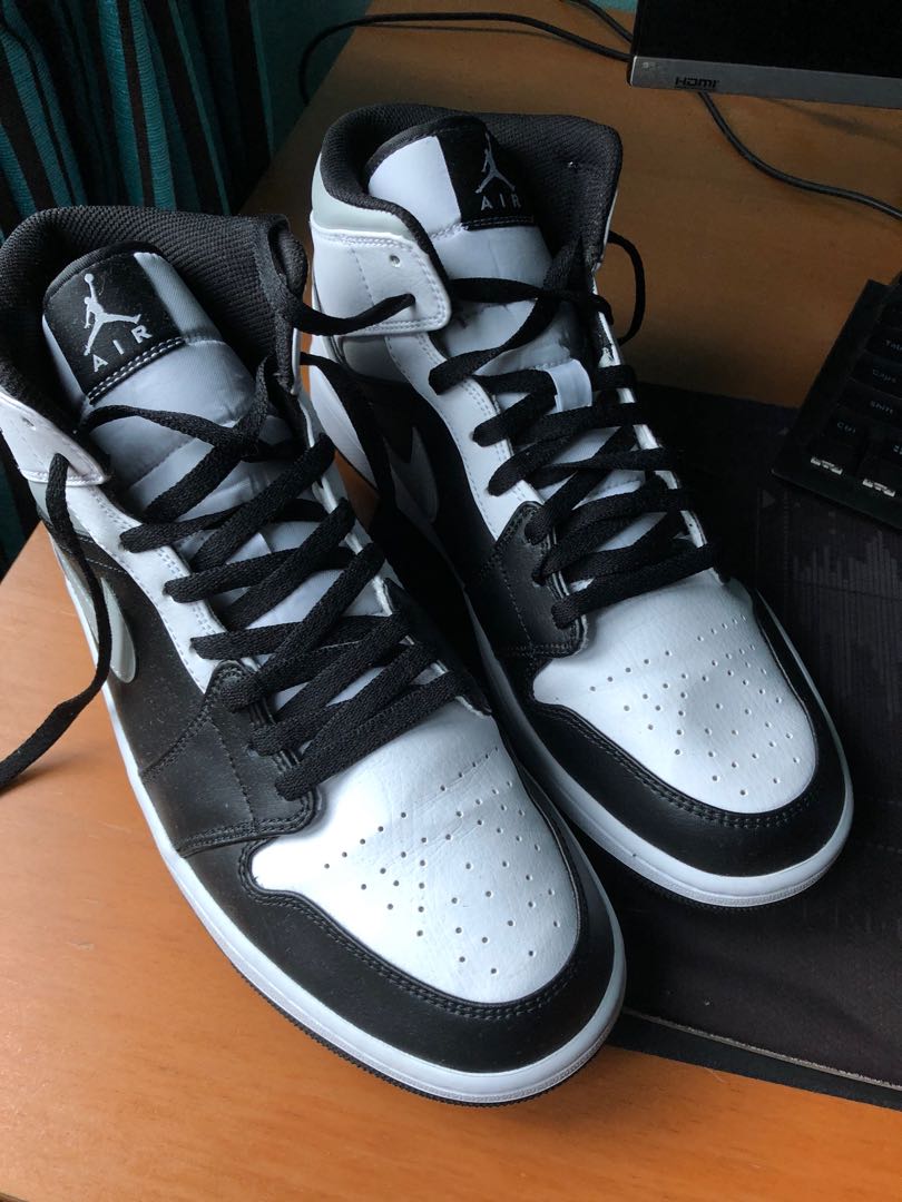 Air Jordan 1 mid white shadow