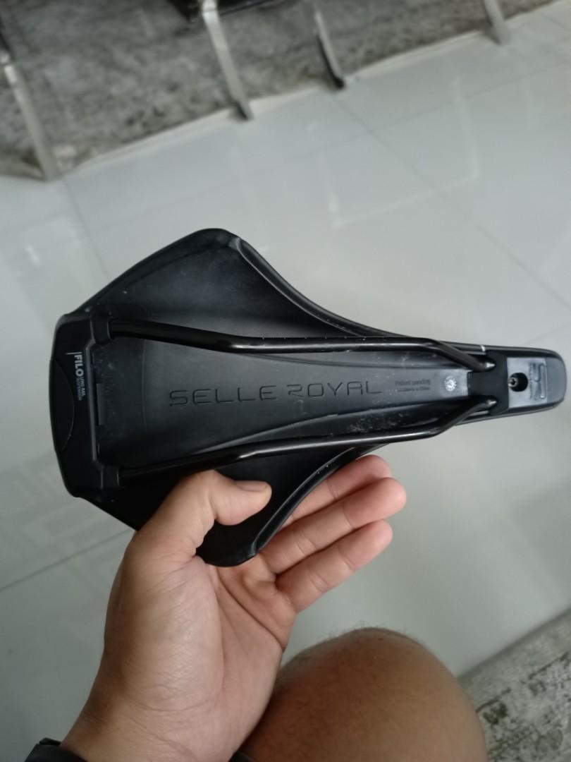 Asphalt GF saddle