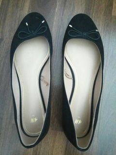 (Category: ) located in . Submitted by zarrahcollections (Listing ID 1063933335, Image 1). Description: .