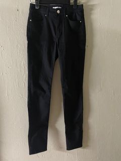 (Category: ) located in . Submitted by pprelovedbaju__ (Listing ID 1063910362, Image 1). Description: .
