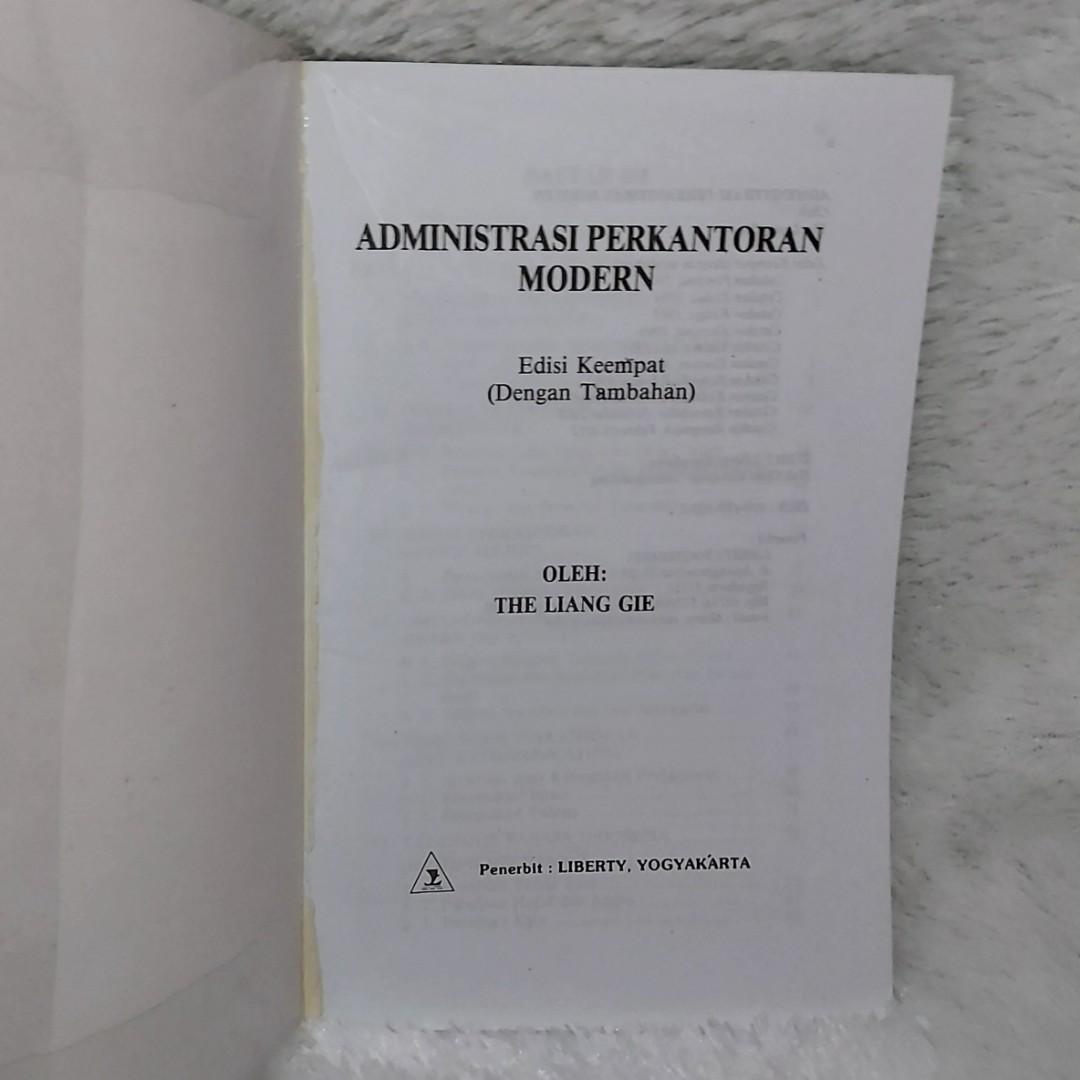 Buku The Liang Gie Administrasi Perkantoran / Buku