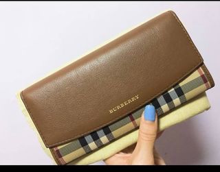 （分類：）位於 。 由 elliealan 提交（商品編號 1063911985，圖片 1）。簡介： 。