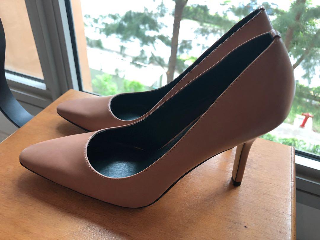Nude pointed heels Clearance