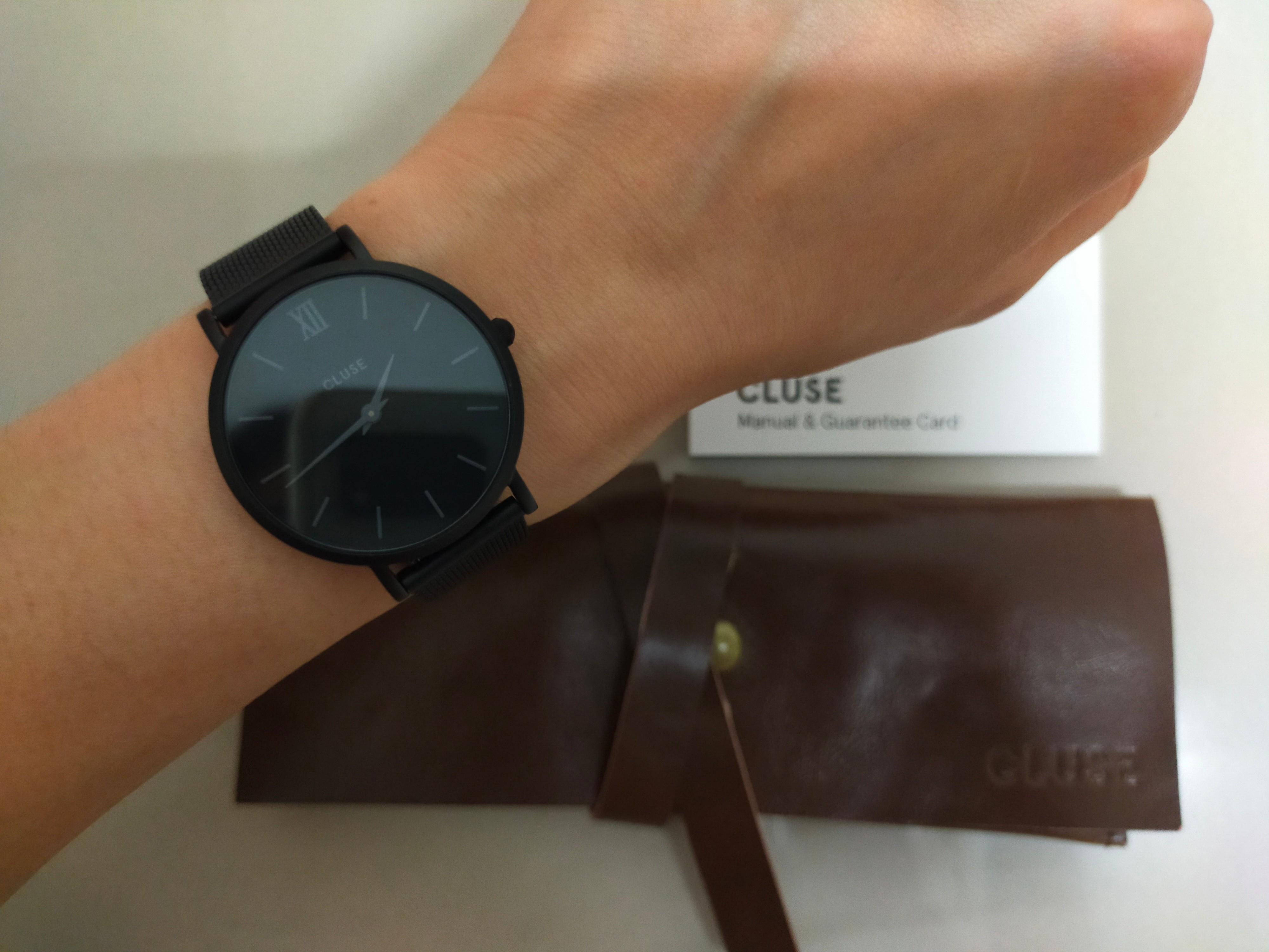 Cluse black 2025 watch