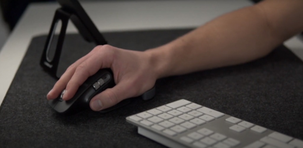 Deltahub Carpio wrist rest, Everything Else on Carousell