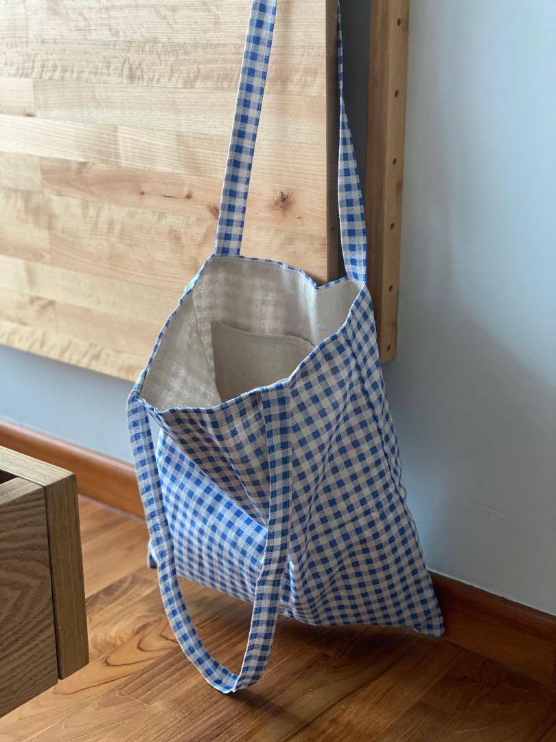 Gingham best sale tote bag