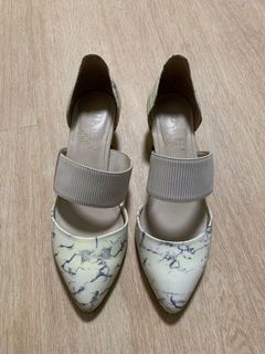 （分類：）位於 。 由 miffyhaha 提交（商品編號 1063904025，圖片 1）。簡介： 。