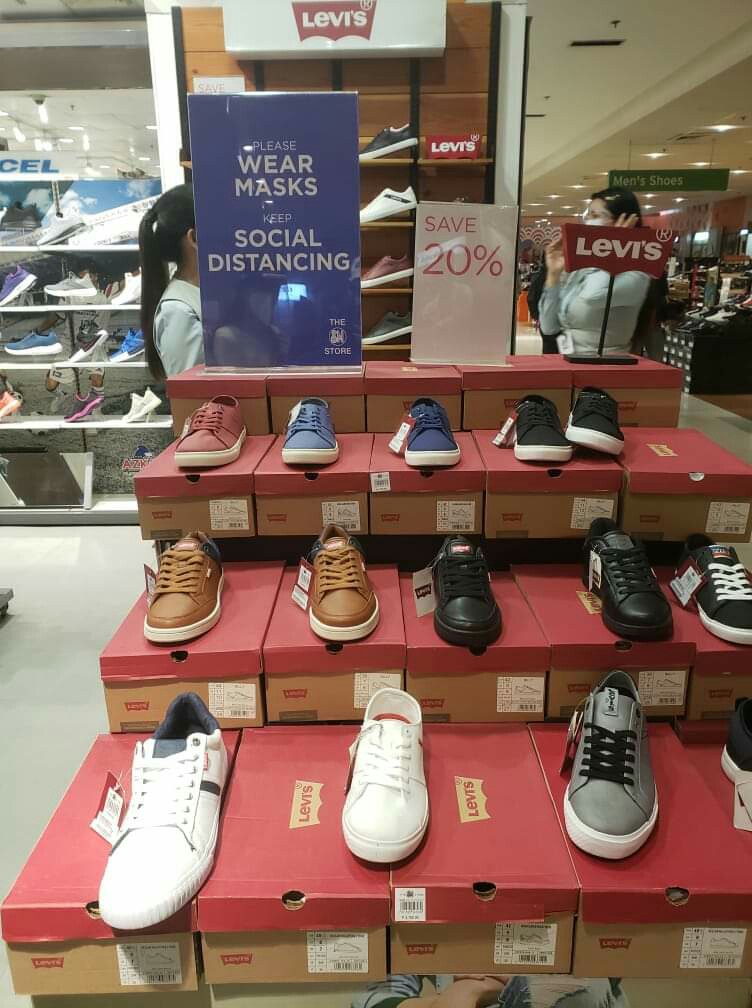 Levis Billy Sneakers Men s Fashion Footwear Sneakers on Carousell