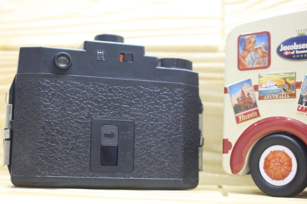 Lomography Holga 120 CFN Medium Format Camera (Category: Cameras) located in Manila. Submitted by ultimogizmos (Listing ID 1063975973, Image 2). Description: Lomography Holga 120 CFN Medium Format Camera About this item Shoots 6 x 6-inch prints Color issue defective flash.