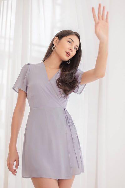 Wrap tie romper Outlet