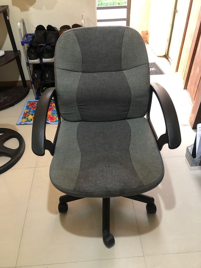 Mandaue foam office clearance chairs