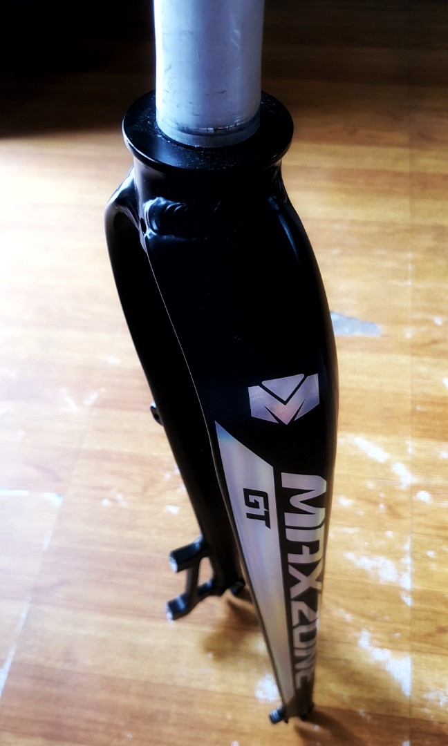 Maxzone rigid fork