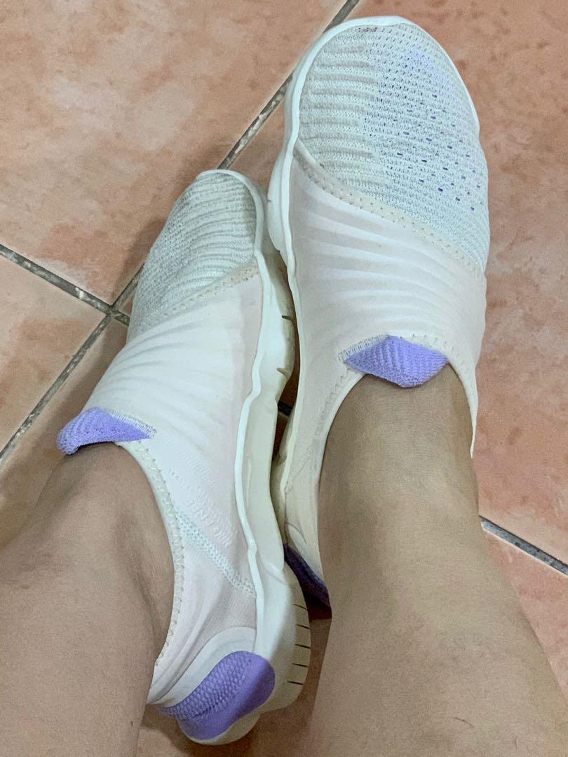 Nike Free RN Flyknit 3.0 (Category: Sneakers) located in Muntinlupa City. Submitted by goblinsbrideph (Listing ID 1063785608, Image 2). Description: Used only once, doesn’t fit after pregnancy. :( .