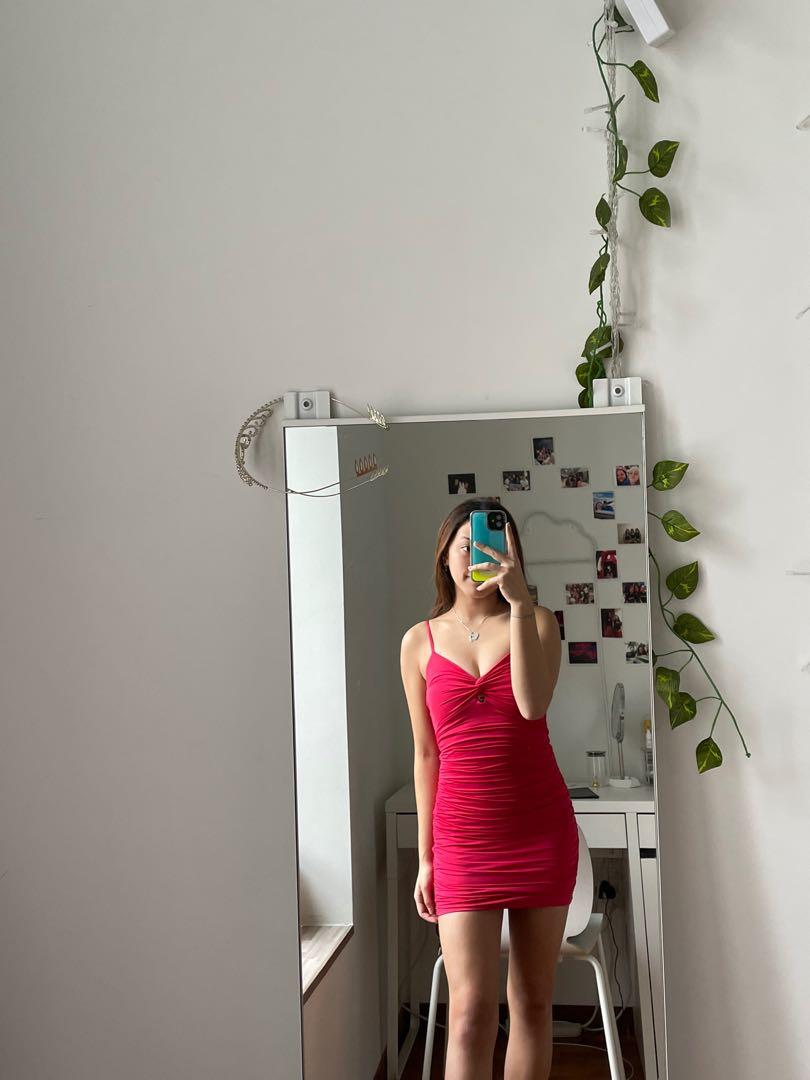 Oh Polly twist and shout dress XXS Women s Fashion Dresses