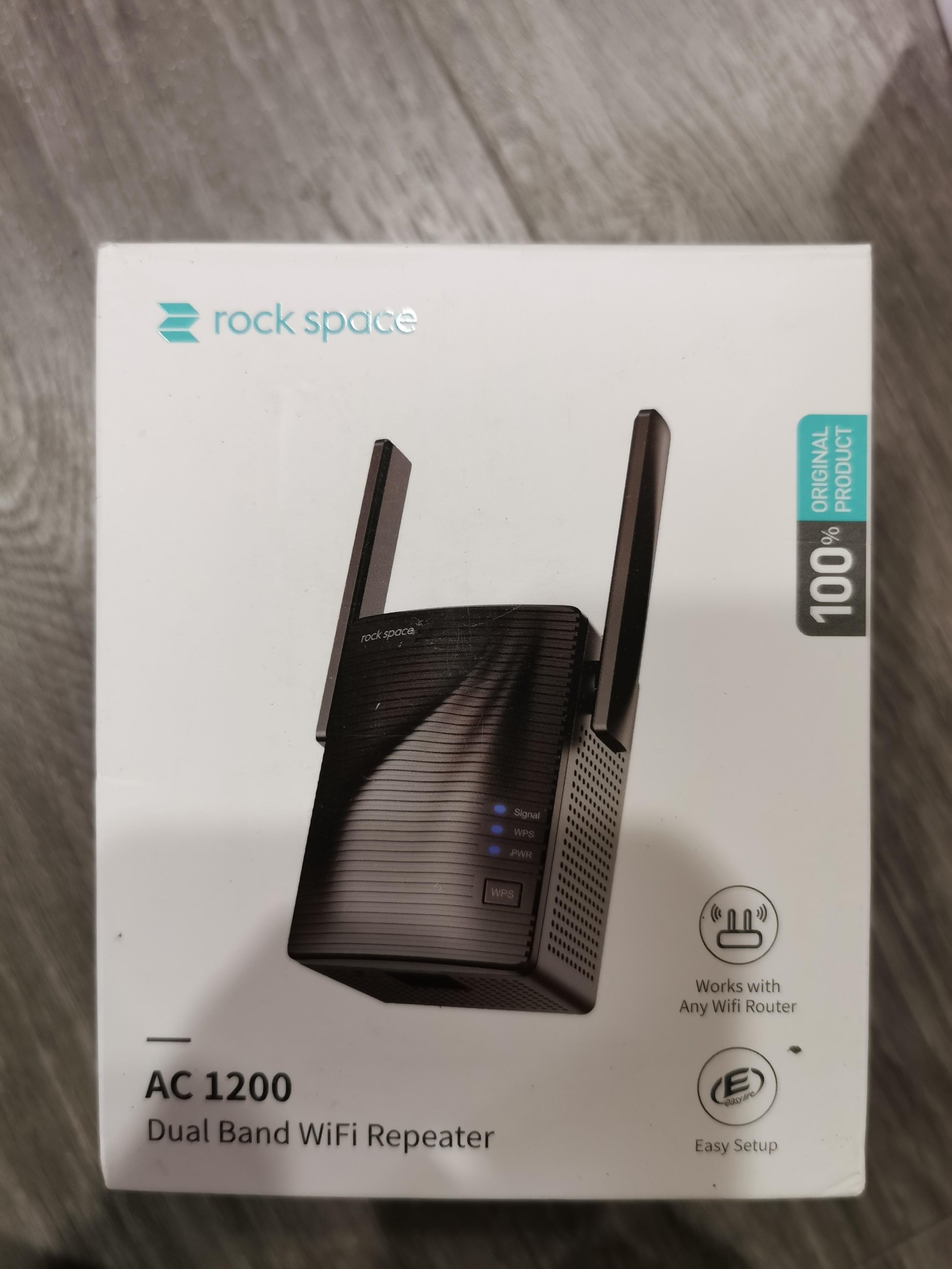 Rock Space Ac 1200 Wifi Dual Band Wifi Repeater Electronics Computers Others On Carousell I step outside and signal quality drops, and with it association speed. carousell