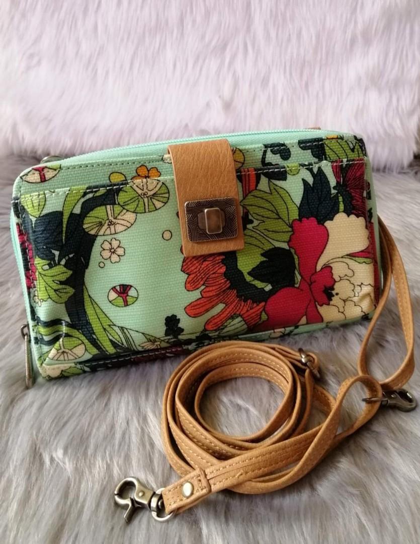 sakroots artist circle large wallet