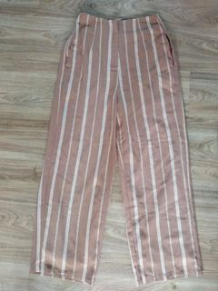 (Category: ) located in . Submitted by thriftandtraded (Listing ID 1063823997, Image 1). Description: .