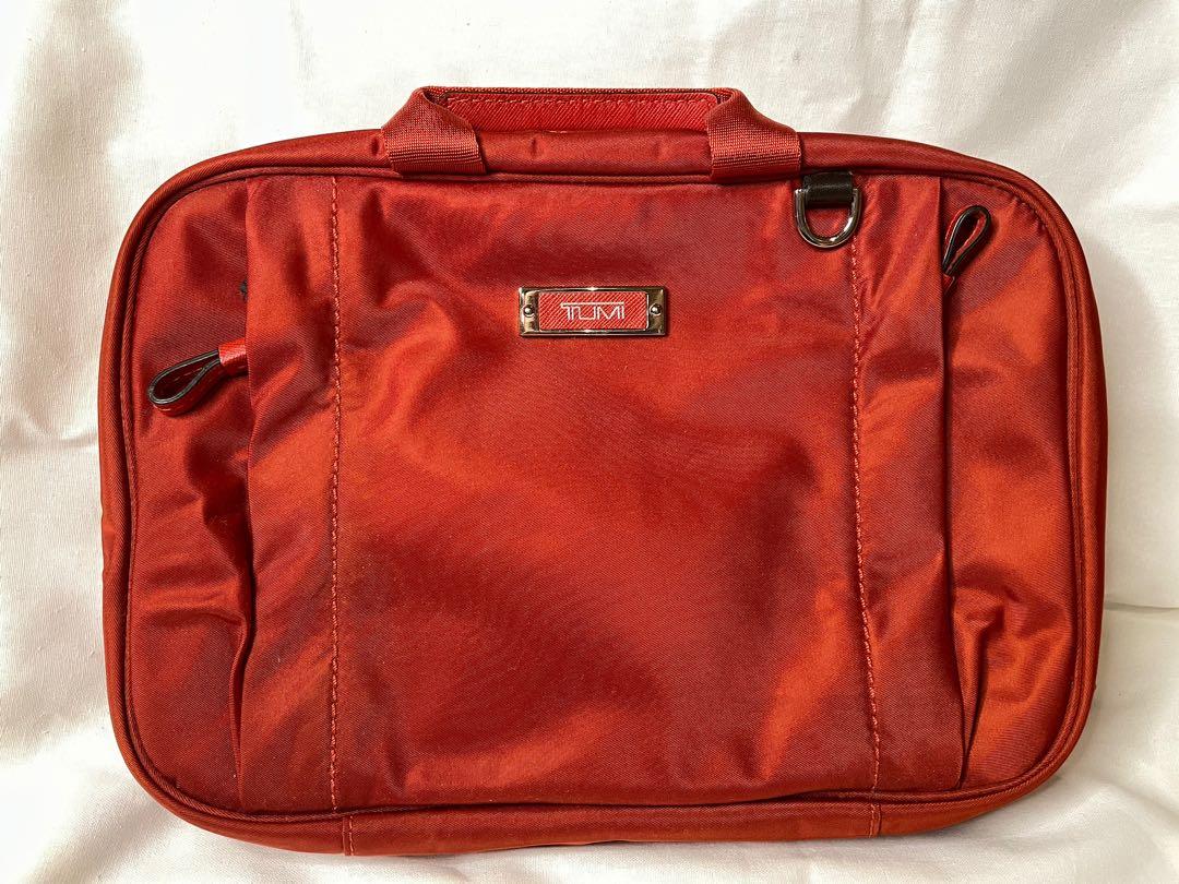 Tumi travel toiletries bag, Luxury, Bags & Wallets on Carousell