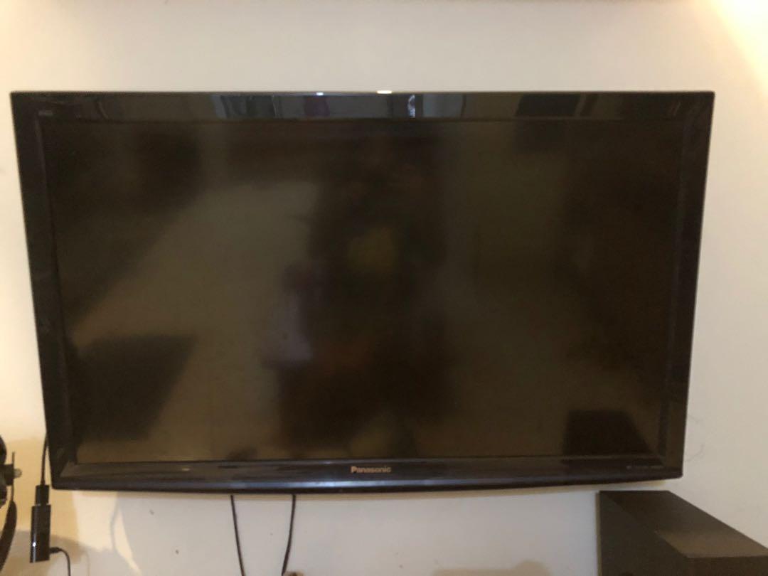 Tv Panasonic Viera 42 Inch Elektronik Tv Perlengkapan Hiburan Di Carousell