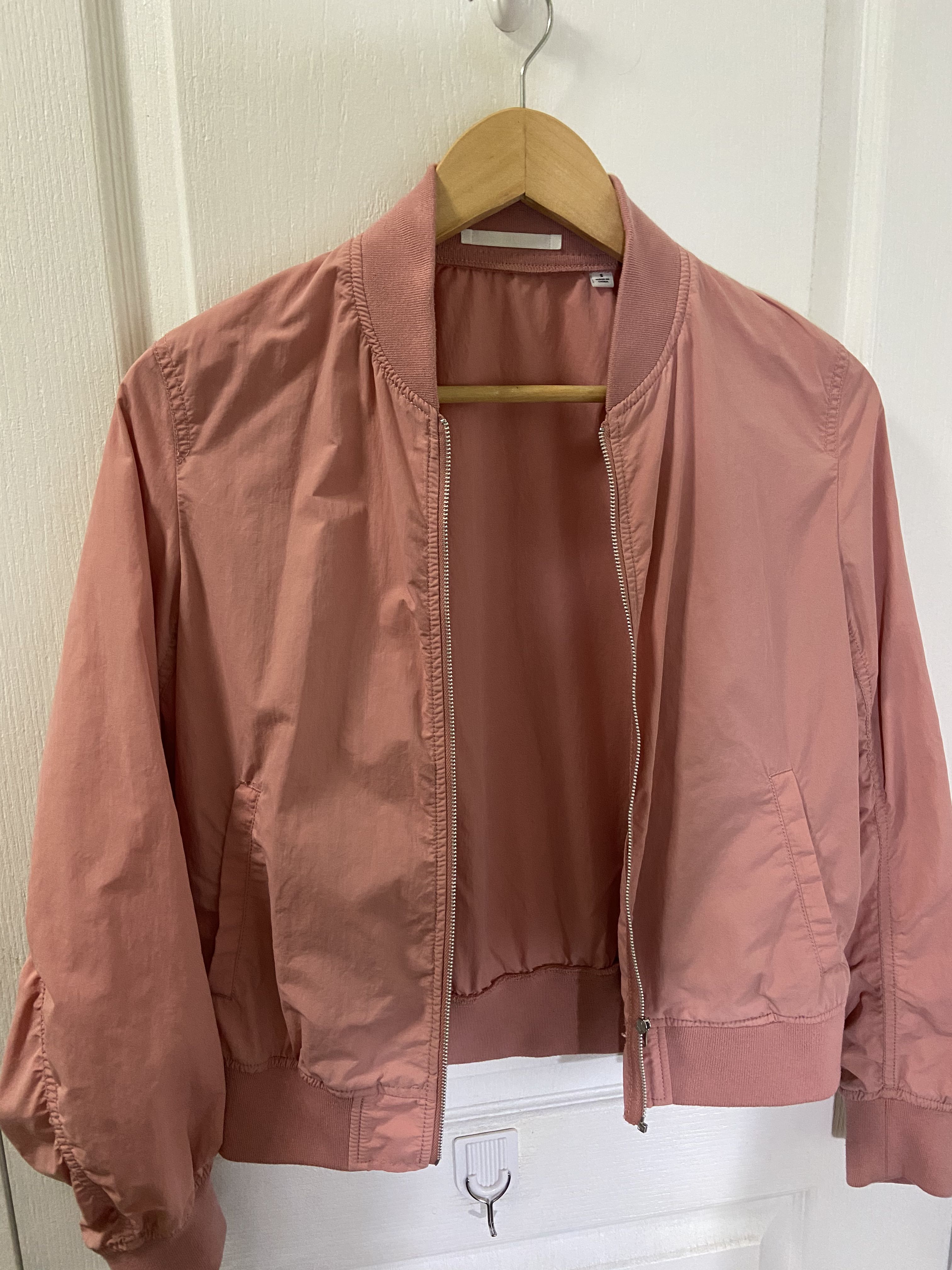 Uniqlo Blush Pink Bomber Jacket Small Women s Fashion Coats