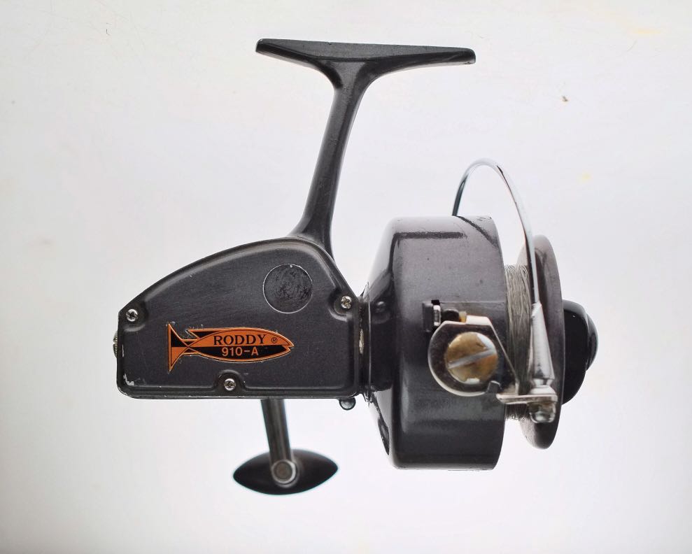 Vintage Roddy 910-A Spinning Reel Made in Japan