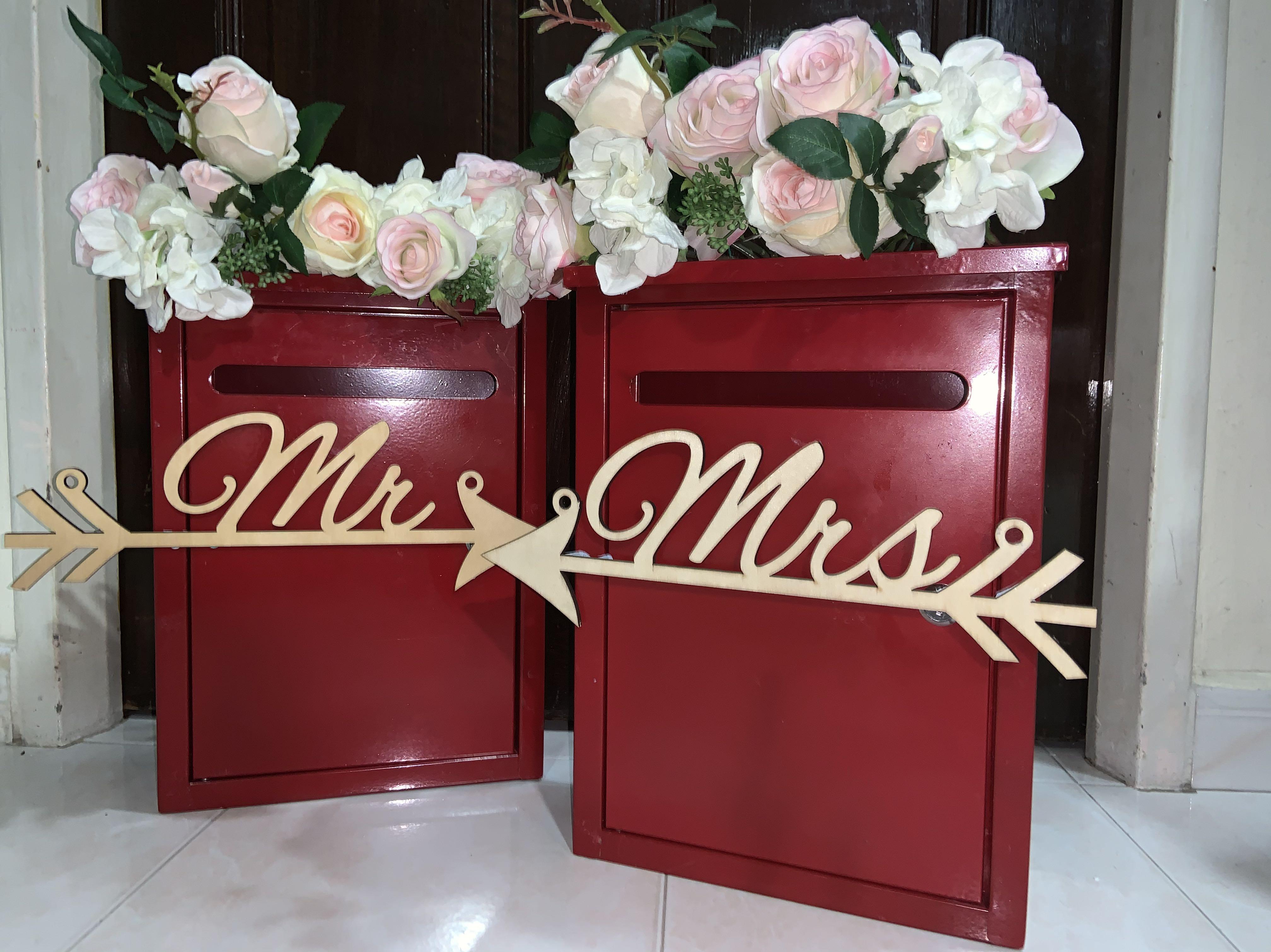 [Rental] Wedding Ang Bao Box Red Letter Box *Flowers included*, Hobbies