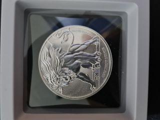2 X 1' Oz NIUE Lion 🦁 2019 .999 Fine silver coin