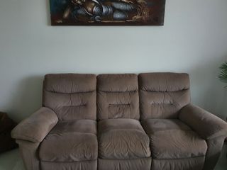 (Category: ) located in . Submitted by ashanky (Listing ID 1060040352, Image 1). Description: .
