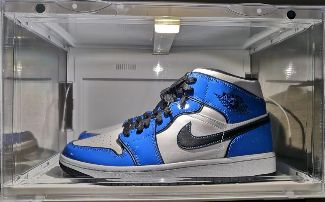 Air jordan online 1 mid box