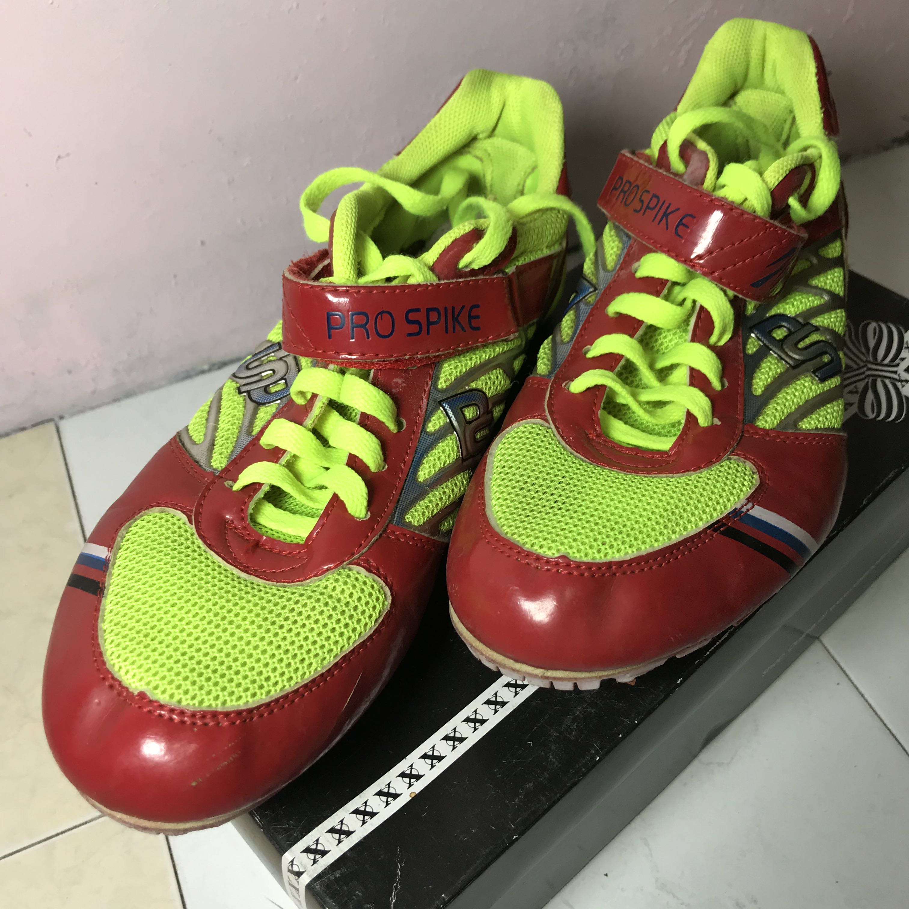 mens track spike shoes