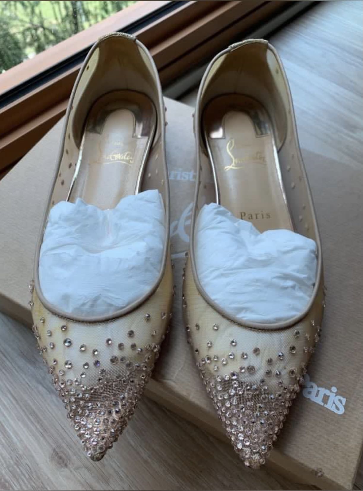 Louboutin clearance strass flats