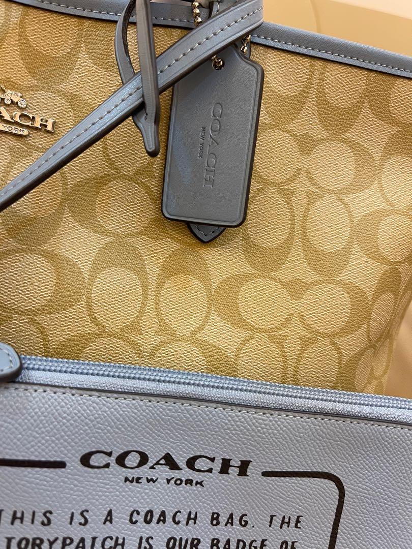 Ready stock original Coach 36658 women shoulder totes bag in khaki, Luxury,  Bags & Wallets on Carousell