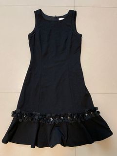 (Category: ) located in . Submitted by mode-parade (Listing ID 1060007036, Image 1). Description: .