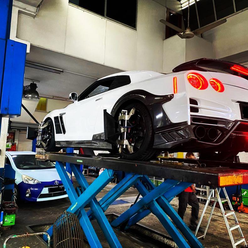Computerised Wheel Alignment (Category: Suspension & Handling) located in Singapore. Submitted by _xtc_ (Listing ID 1059972817, Image 1). Description: Pioneer in computerised wheel alignment with more than 15 yrs experience. Car pulling to one side or uneven tyre wear: 1) Due to wear/tear of undercarriage 2) Due to accident / port holes We can assist to resolve: 1) Custom camber settings for track / better handling 2) Align the vehicle’s undercar
