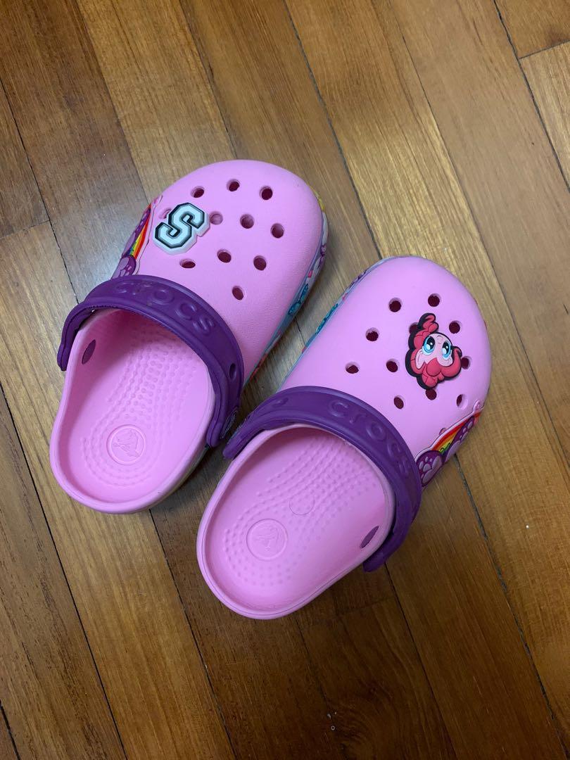 Girls purple crocs hot sale