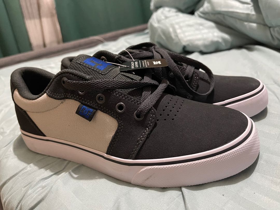 DC Anvil shoes Men s Fashion Footwear Sneakers on Carousell