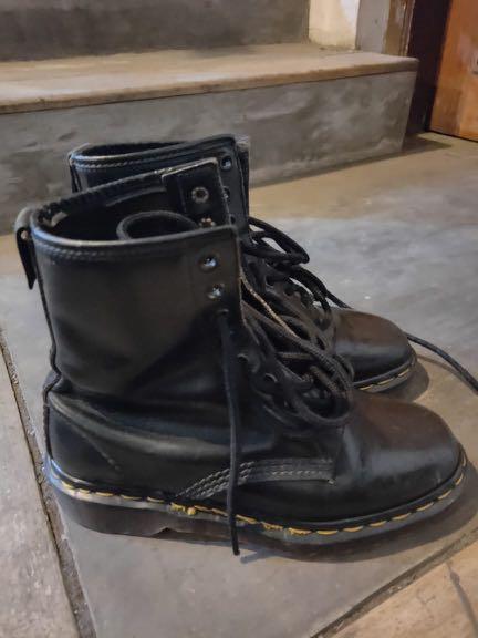 dr martens full black