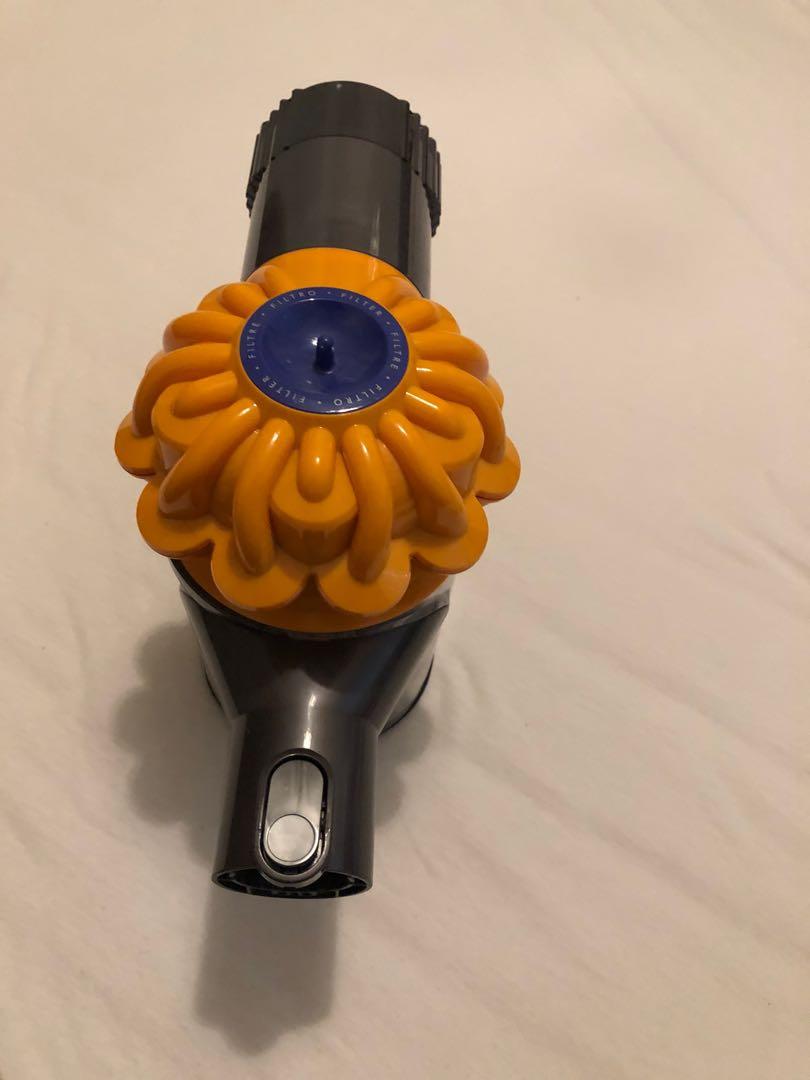 Dyson vacuum, Home Appliances, Cleaning & Laundry on Carousell